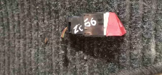 1T0953509 Кнопка аварийной сигнализации (аварийки)   Volkswagen Touran 1 Арт Zc56, вид 1