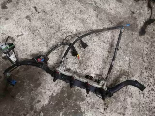 90411551 Топливная рампа   Opel Zafira A Арт 1408, вид 1