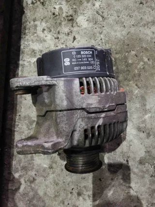 037903025c Генератор   Volkswagen Golf 4 Арт G4G2, вид 2
