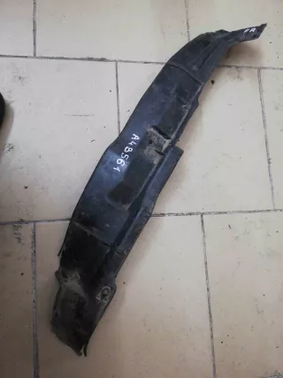 8d0821112 Крепление крыла   Audi A4 B5 Арт A4B561