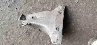 8D0199308L Кронштейн двигателя   Audi A4 B5 Арт A4B5701, вид 1