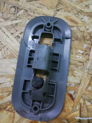 7M0883087F Пластик салазок сиденья   Volkswagen Sharan 1 Арт SH1P36, вид 2
