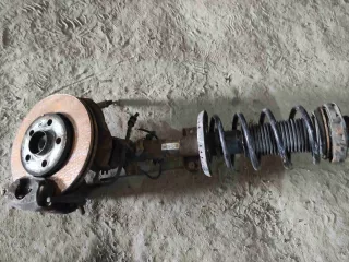 6q0413031cd Стойка подвески передняя   Volkswagen Golf 5 Арт G5201, вид 1