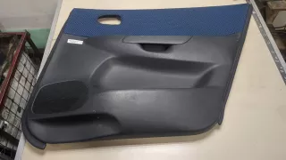 C14668520C59 Обшивка двери задней правой (дверная карта) Mazda Premacy 1 Арт 8998856, вид 1