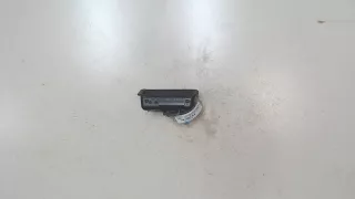 51247118158 Кнопка открытия багажника BMW 1 E81/E82/E87/E88 Арт 8788468, вид 1