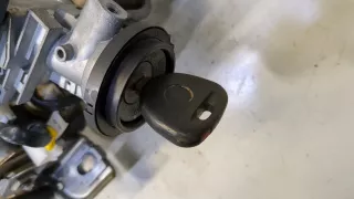 MR370702 Рулевая колонка Mitsubishi Carisma Арт 8989156, вид 3