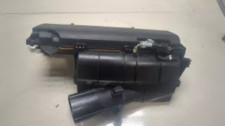 Y40113Z0X,Y40213Z1X Корпус воздушного фильтра Mazda 2 DY Арт 9141374, вид 1