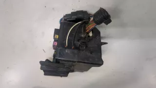 DD1066760A Блок предохранителей Mazda 2 DY Арт 9042516, вид 4
