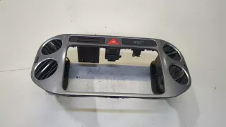 5M0858071K Рамка под магнитолу Volkswagen Tiguan 1 Арт 8996235, вид 1