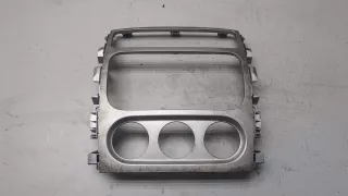 7382159J2 Рамка под магнитолу Suzuki Liana Арт 8854556, вид 1