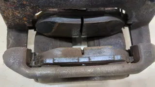 47730F4010 Суппорт тормозной передний правый Toyota C-HR Арт 9030620, вид 3