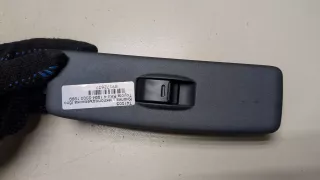 7423242020 Кнопка стеклоподъемника переднего левого Toyota Rav 4 1 Арт 9172637