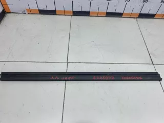 68103097AC Уплотнитель стекла двери внутренний Jeep Cherokee KL Арт 6205077, вид 1