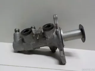 8V1611021A VAG Цилиндр тормозной главный Skoda Octavia A8 Арт E50815791, вид 3