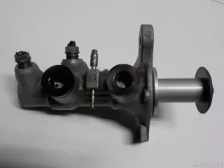 8V1611021A VAG Цилиндр тормозной главный Skoda Octavia A8 Арт E50815791, вид 6