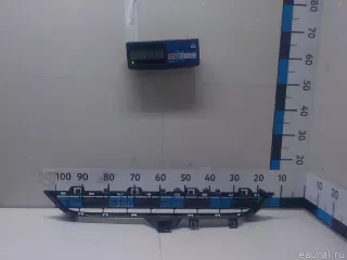 51117336506 BMW Решетка в бампер центральная BMW X5 F15 Арт E52043995, вид 1
