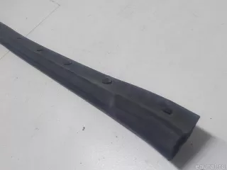 5E0823707 VAG Уплотнитель капота Skoda Octavia A8 Арт E52156660, вид 4