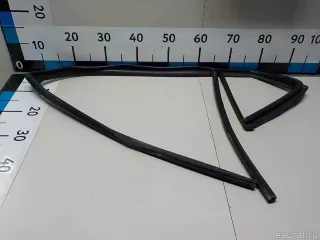 835312T001 Hyundai-Kia Уплотнитель стекла двери Kia Optima 3 Арт E52264729, вид 1