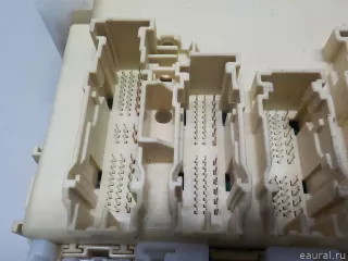 8273042811 Toyota Блок предохранителей Toyota Rav 4 4 Арт E52290751, вид 5