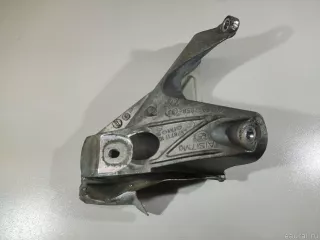 22116882034 BMW Кронштейн двигателя правый BMW X5 F15 Арт E23314659, вид 1