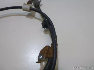 4642002130 Toyota Трос стояночного тормоза правый Toyota Auris 2 Арт E23329102, вид 3