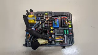98198547 Блок предохранителей Opel Grandland X Арт 9181329, вид 1