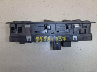 Блок управления стеклоподъемниками Jeep Cherokee KL 2015г. 68231806AA Chrysler - Фото 2