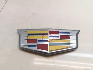 23182045 GM Эмблема Cadillac Escalade 4 Арт E90235457, вид 1
