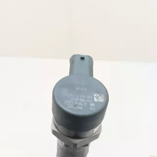 LR073706 Land Rover Рейка топливная (рампа) Land Rover Discovery 5 Арт E23447664, вид 6