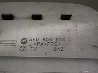 5E0809909A VAG Лючок бензобака Skoda Octavia A8 Арт E40929587, вид 5