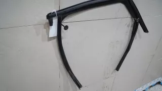 8U0839439 VAG Направляющая стекла двери Audi Q3 2 Арт E60545388, вид 2