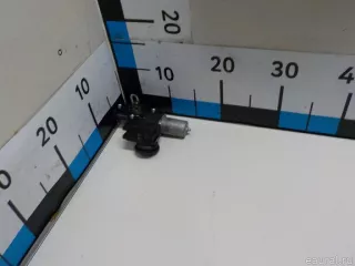 857100K180 Toyota Моторчик стеклоподъемника Toyota Hilux 8 Арт E52168782, вид 2