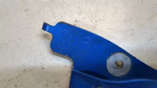 9823211680 Петля капота правая Peugeot 208 2 Арт 9200404, вид 3