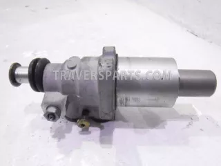 A0054309101 Цилиндр тормозной главный Mercedes S W220 Арт 2695816, вид 1