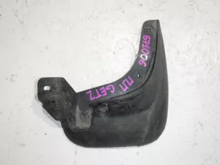 868321C000 Брызговик передний Hyundai Getz Арт 3038555