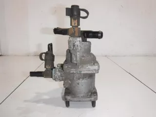 A0034311505 Главный тормозной кран Mercedes Vario Арт 1584237, вид 1