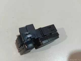 31489631 Volvo Блок кнопок управления сиденьем Volvo XC60 2 Арт E23442537, вид 3