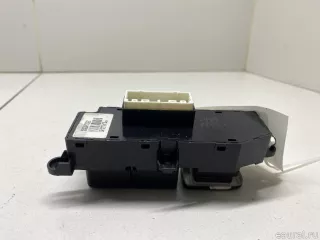 933102W2104X Hyundai-Kia Кнопка обогрева сидений Hyundai Santa FE 4 (TM) restailing Арт E70531649, вид 5