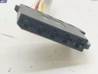1H0953637 Разъем (фишка) проводки Volkswagen Polo 3 Арт 54786007, вид 2