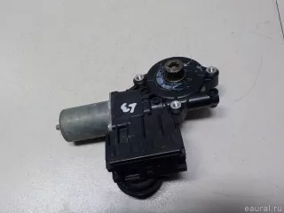 8572042140 Toyota Моторчик стеклоподъемника Toyota Rav 4 5 Арт E51782731, вид 1
