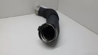 13717637197 BMW Патрубок интеркулера BMW X1 F48 Арт E70627532, вид 2