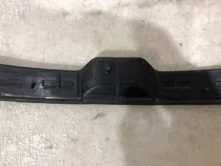 8W6823124 Уплотнитель капота Audi A5 (S5,RS5) 2 Арт VZ191440, вид 9