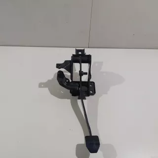 3504200SA01 Dongfeng Педаль сцепления Dongfeng 580 Арт E22577788, вид 1