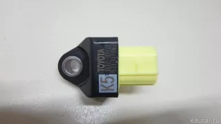 8983106110 Toyota Датчик AIR BAG Toyota Camry XV70 Арт E70628099, вид 1