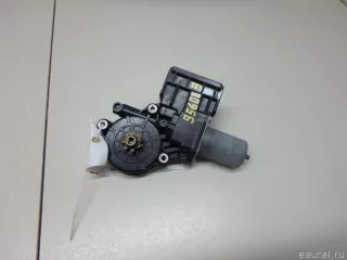8572006320 Toyota Моторчик стеклоподъемника Toyota Camry XV70 Арт E70630956, вид 1