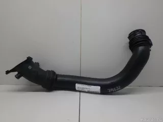 13718601683 BMW Патрубок воздушного фильтра BMW 3 E90/E91/E92/E93 Арт E70714522