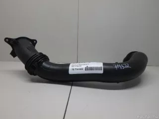 Патрубок воздушного фильтра BMW 3 E90/E91/E92/E93 2008г. 13718601683 BMW - Фото 2
