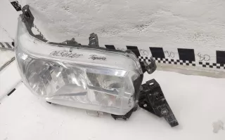 811100K691 Фара передняя правая Toyota Hilux 8 Арт 963612T, вид 4