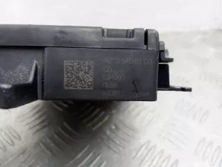 2135406100 Блок предохранителей Mercedes C W205 Арт 00252125, вид 2