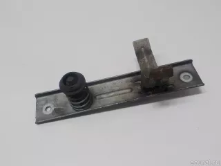 7700352475 Renault Крючок капота Renault Master 2 Арт E52377957, вид 3